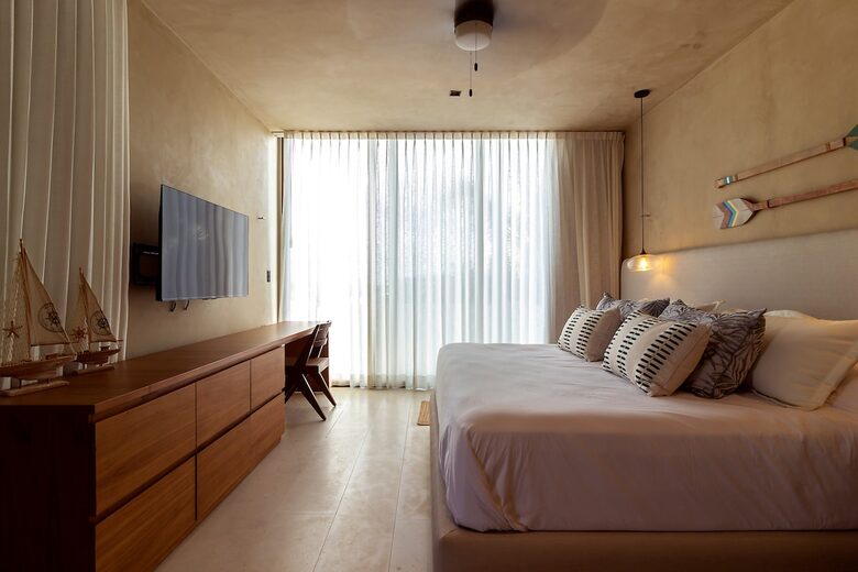 A Breathtaking Coastal Haven with Private Beachfront - San Benito, Mexico