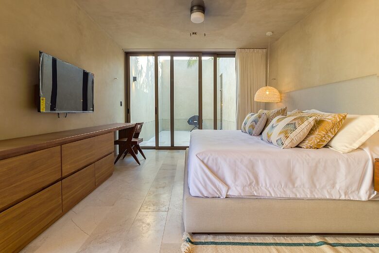 A Breathtaking Coastal Haven with Private Beachfront - San Benito, Mexico