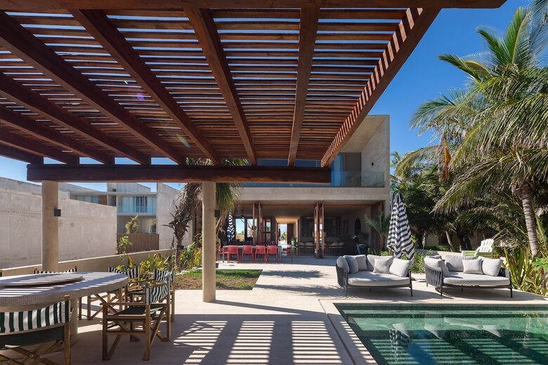A Breathtaking Coastal Haven with Private Beachfront - San Benito, Mexico