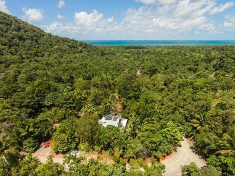 Villa Zena | Elegant Colonial-Style Escape Surrounded by Rainforest - Cape Tribulation, Australia