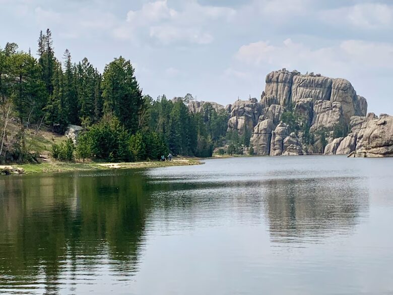 A Luxurious Retreat Between Iconic National Parks | Near Mt Rushmore! - Keystone, South Dakota