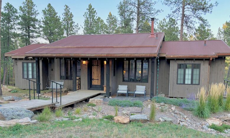 A Luxurious Retreat Between Iconic National Parks | Near Mt Rushmore! - Keystone, South Dakota
