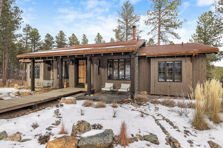 A Luxurious Retreat Between Iconic National Parks | Near Mt Rushmore! - Keystone, South Dakota