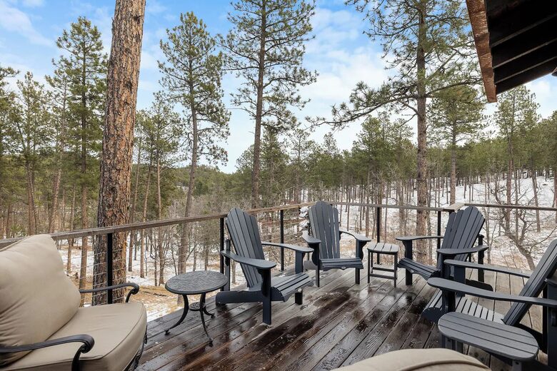 A Luxurious Retreat Between Iconic National Parks | Near Mt Rushmore! - Keystone, South Dakota