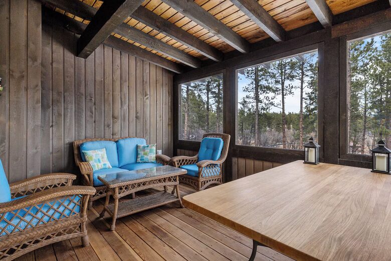 A Luxurious Retreat Between Iconic National Parks | Near Mt Rushmore! - Keystone, South Dakota