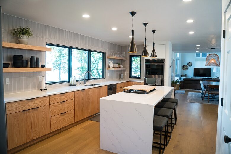 120 Feet of Private Shoreline & Modern Comfort - Battle Lake, Minnesota