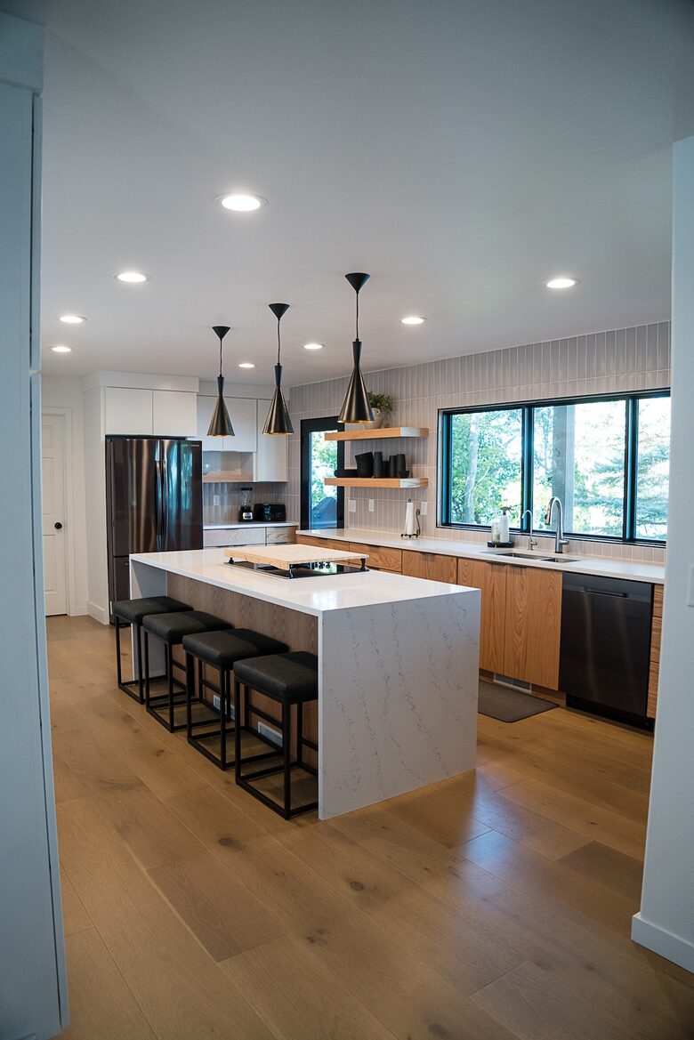 120 Feet of Private Shoreline & Modern Comfort - Battle Lake, Minnesota