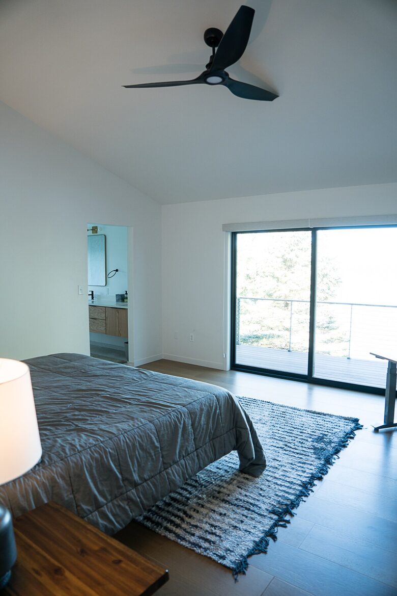 120 Feet of Private Shoreline & Modern Comfort - Battle Lake, Minnesota