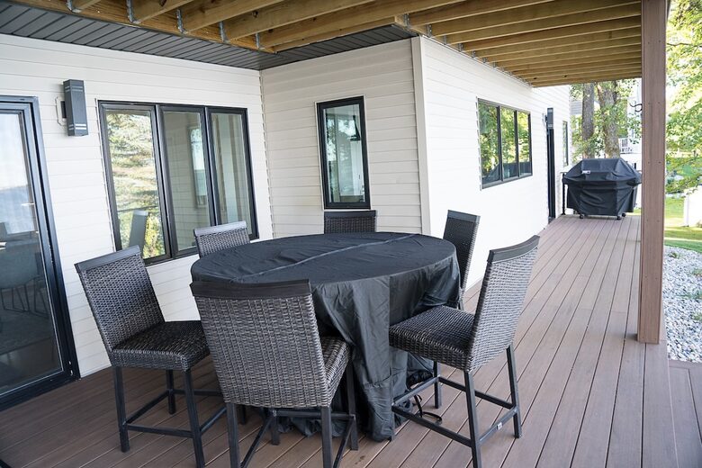 120 Feet of Private Shoreline & Modern Comfort - Battle Lake, Minnesota