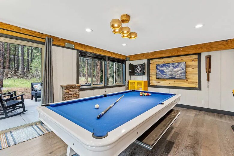 Stylish Pines Getaway with Hot Tub & Game Room - Flagstaff, Arizona