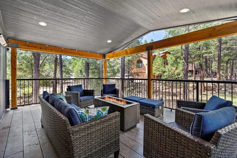 Stylish Pines Getaway with Hot Tub & Game Room - Flagstaff, Arizona
