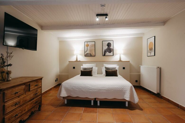 Exquisite Countryside Haven with Modern Amenities - Saint-Élix-le-Château, France