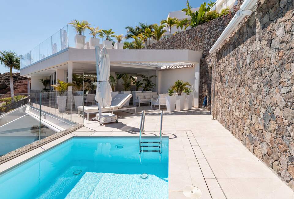 Luxury Living with Outdoor Oasis and Panoramic Ocean Vistas - Puerto Rico, Gran Canaria, Spain