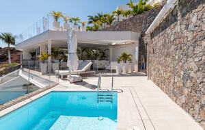 Luxury Living with Outdoor Oasis and Panoramic Ocean Vistas - Puerto Rico, Gran Canaria, Spain
