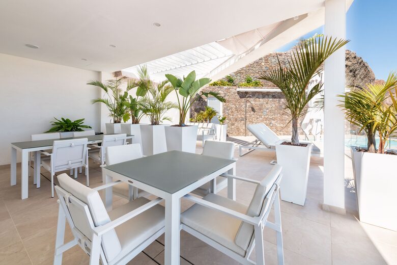 Luxury Living with Outdoor Oasis and Panoramic Ocean Vistas - Puerto Rico, Gran Canaria, Spain
