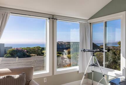 A Coastal Escape with Sweeping Ocean Views - Bodega Bay, California