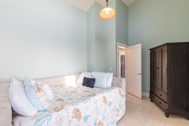 A Coastal Escape with Sweeping Ocean Views - Bodega Bay, California