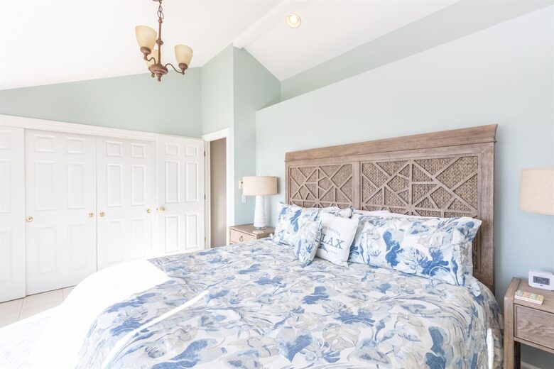 A Coastal Escape with Sweeping Ocean Views - Bodega Bay, California
