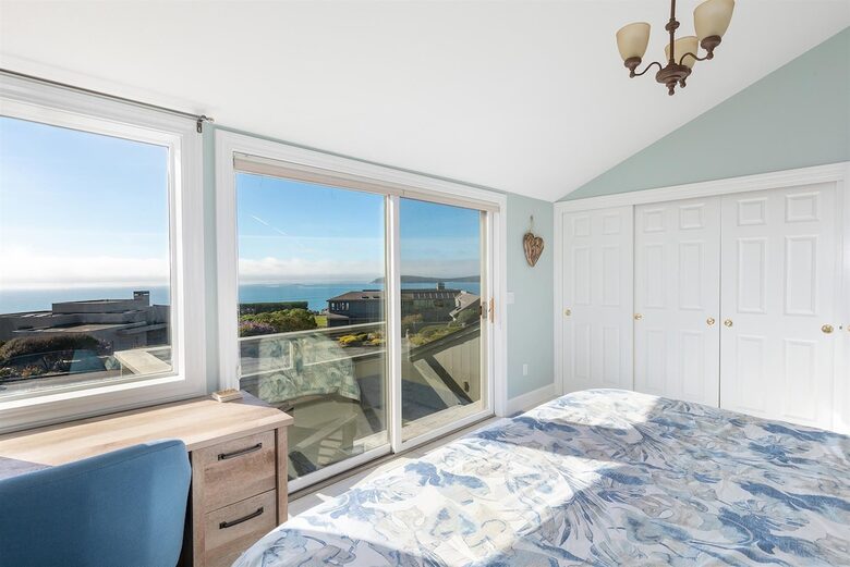 A Coastal Escape with Sweeping Ocean Views - Bodega Bay, California