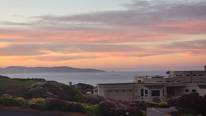 A Coastal Escape with Sweeping Ocean Views - Bodega Bay, California