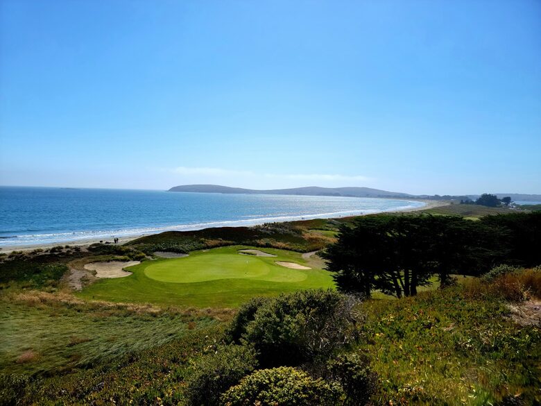 A Coastal Escape with Sweeping Ocean Views - Bodega Bay, California