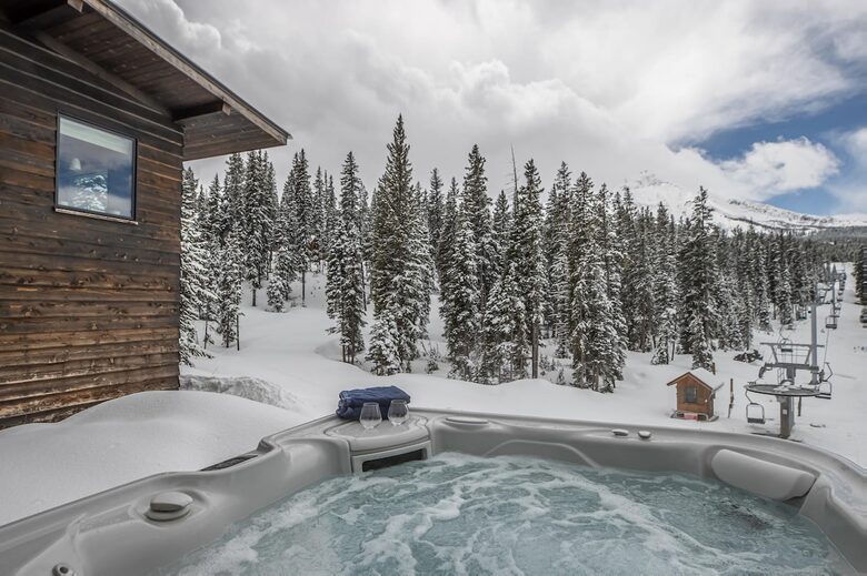 Alpine Elegance | Ski-In/Ski-Out with Private Hot Tub - Big Sky, Montana