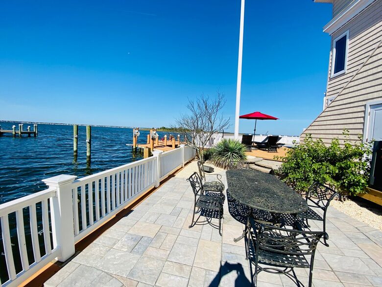 A Bayfront Sanctuary in Ortley Beach / Lavallette - Seaside Heights, New Jersey