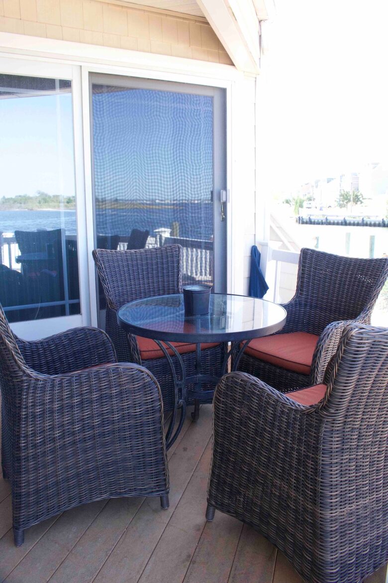 A Bayfront Sanctuary in Ortley Beach / Lavallette - Seaside Heights, New Jersey
