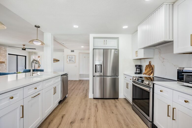 Waterfront Elegance on Anna Maria Island - Anna Maria, Florida