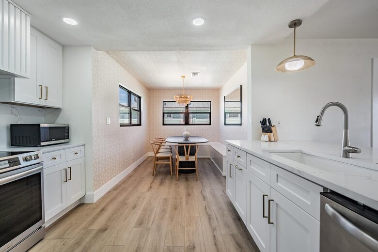 Waterfront Elegance on Anna Maria Island - Anna Maria, Florida