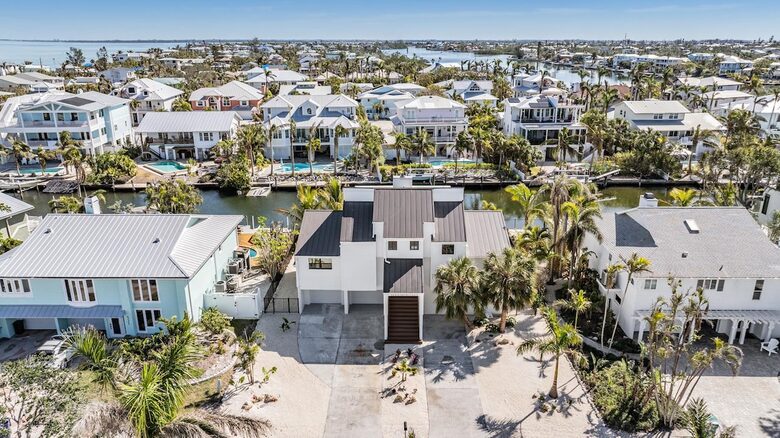 Waterfront Elegance on Anna Maria Island - Anna Maria, Florida