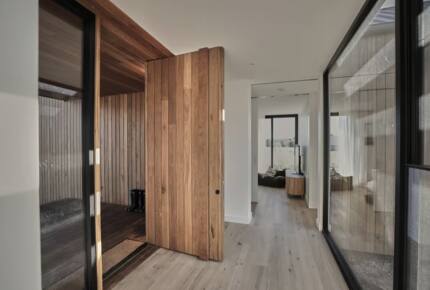 Open Country Homestead.              Architectural Elegance Meets Countryside Serenity in Burradoo - Burradoo, Australia