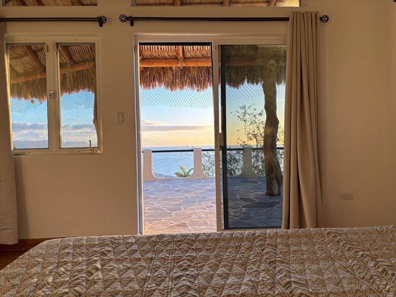 Seaside Sanctuary in El Sargento with Hot Tub & Beach Access - El Sargento, Mexico