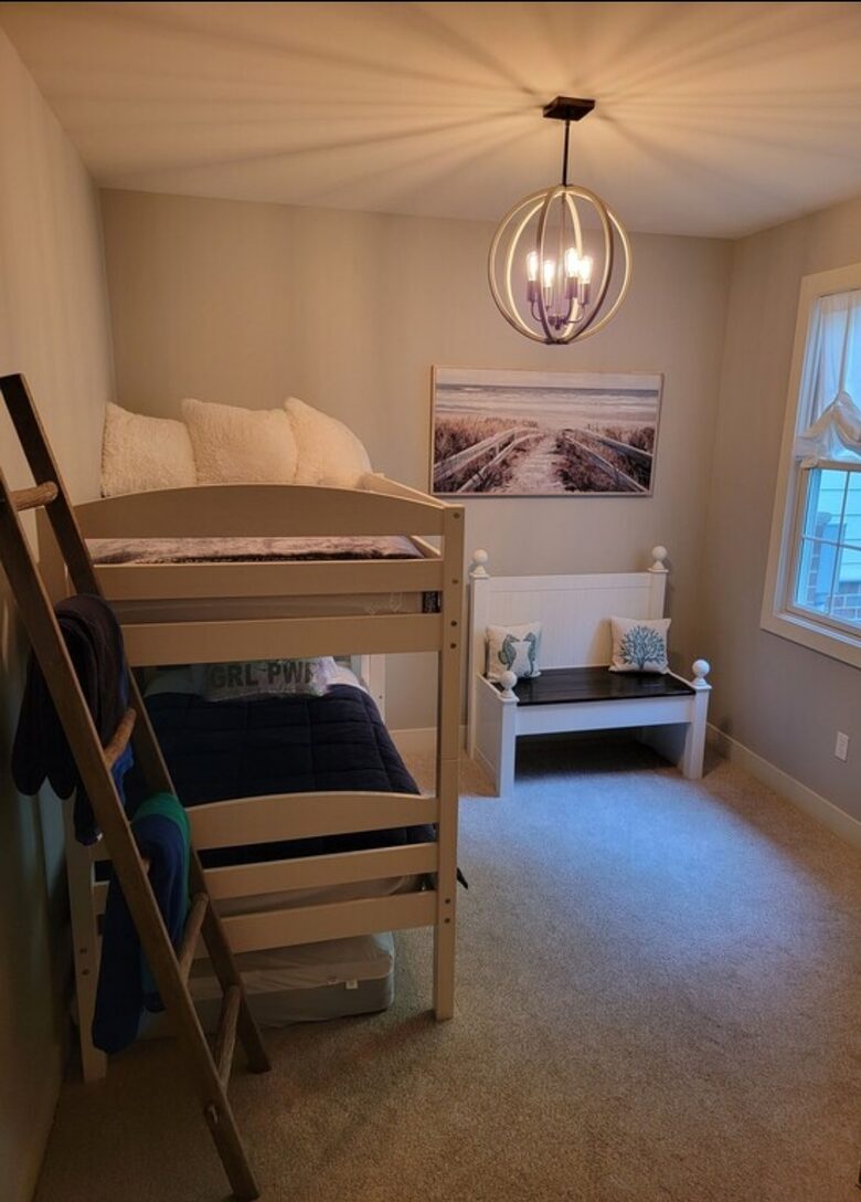 Elegant Townhome with Rooftop Retreat & Beach Access - New Buffalo, Michigan