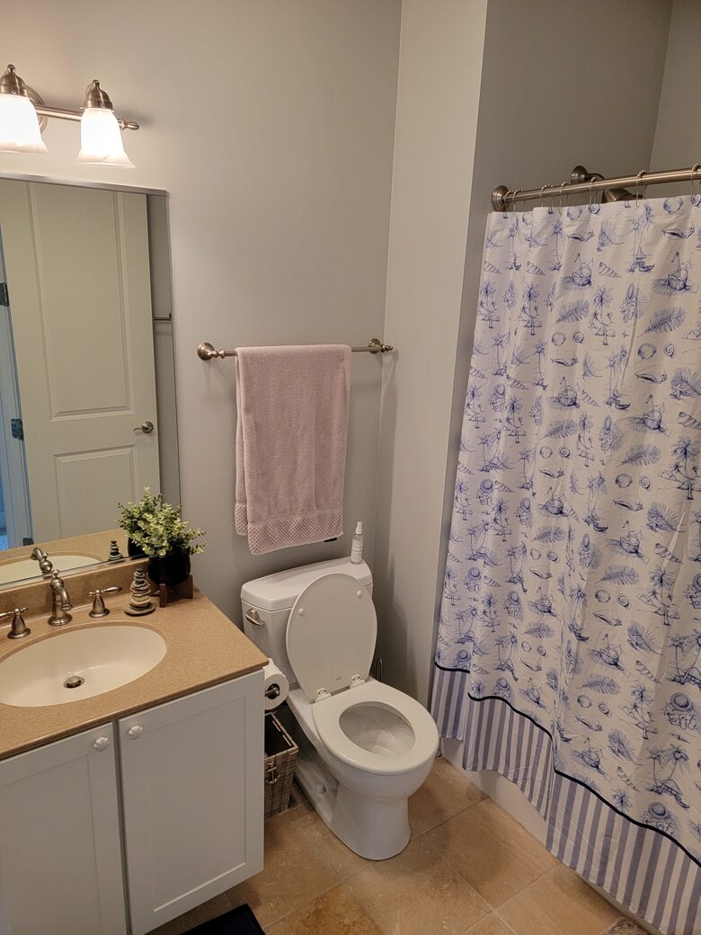 Elegant Townhome with Rooftop Retreat & Beach Access - New Buffalo, Michigan
