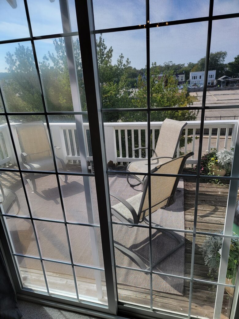 Elegant Townhome with Rooftop Retreat & Beach Access - New Buffalo, Michigan