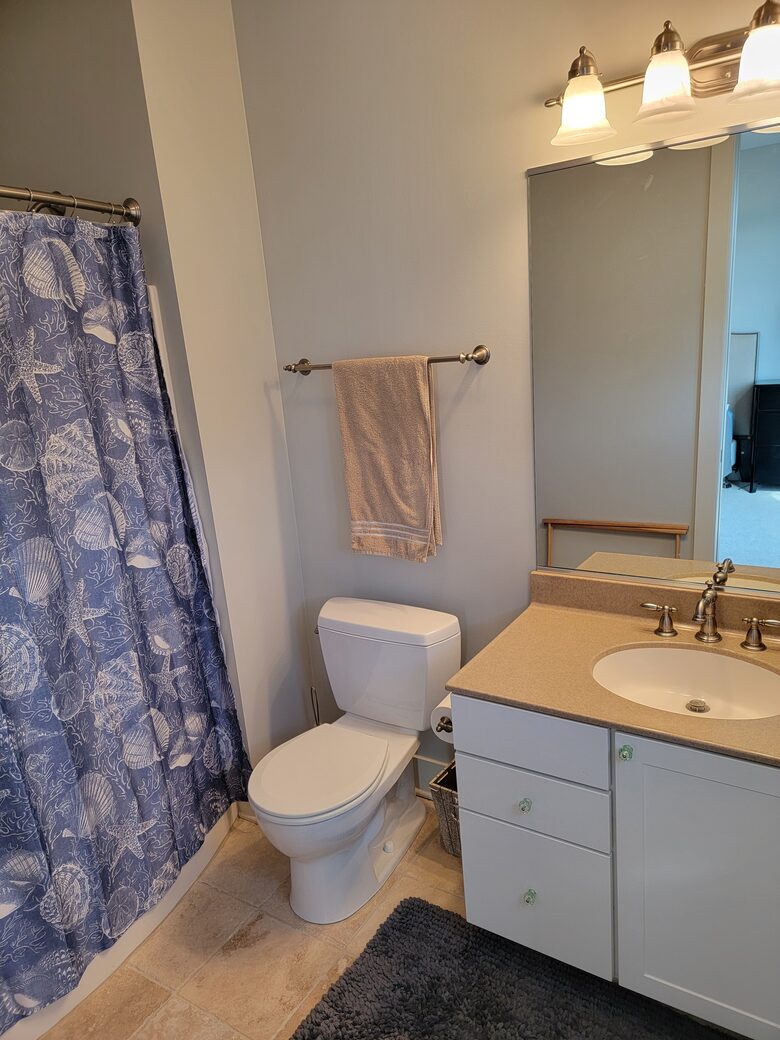 Elegant Townhome with Rooftop Retreat & Beach Access - New Buffalo, Michigan