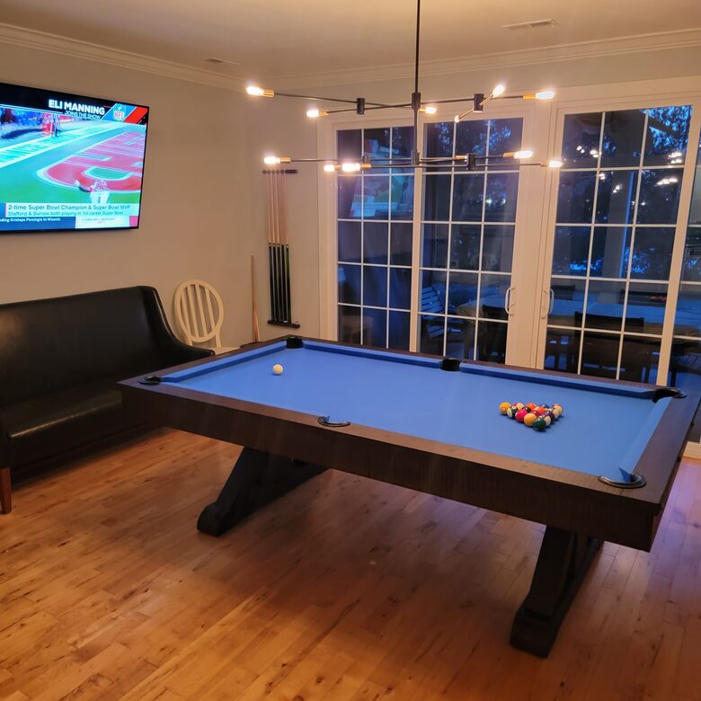 Elegant Townhome with Rooftop Retreat & Beach Access - New Buffalo, Michigan