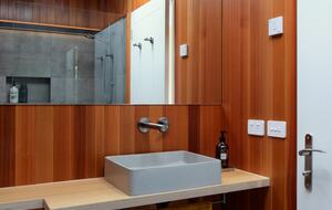 Award Winning Designed Wanaka Home - Wānaka, New Zealand
