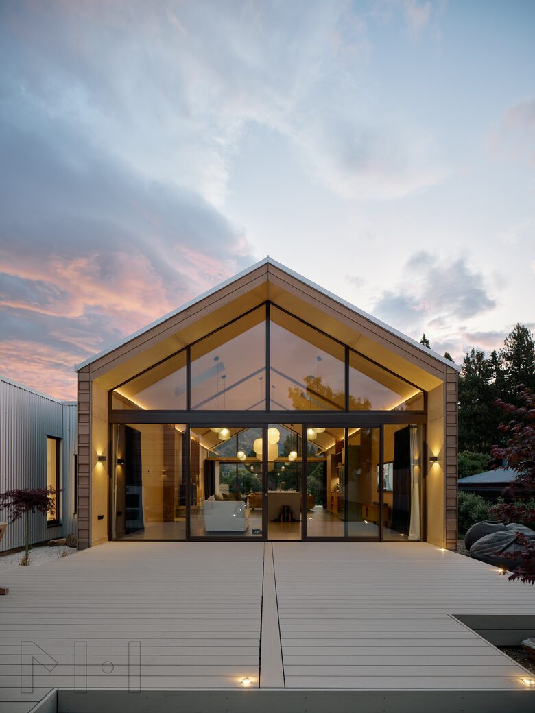 Award Winning Designed Wanaka Home - Wānaka, New Zealand