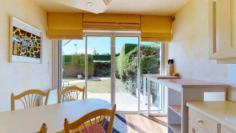 Luxury Coastal Amare Villa - Saint Pair Sur Mer, France