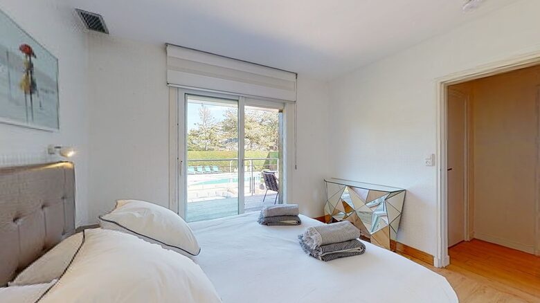 Luxury Coastal Amare Villa - Saint Pair Sur Mer, France