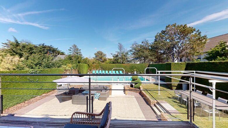Luxury Coastal Amare Villa - Saint Pair Sur Mer, France
