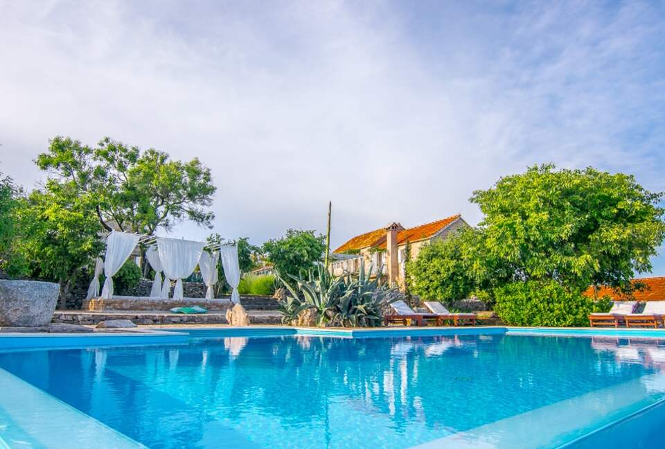 Lavender-Framed Luxury Villa with Panoramic Sea Views - Gromin Dolac, Jelsa, Croatia