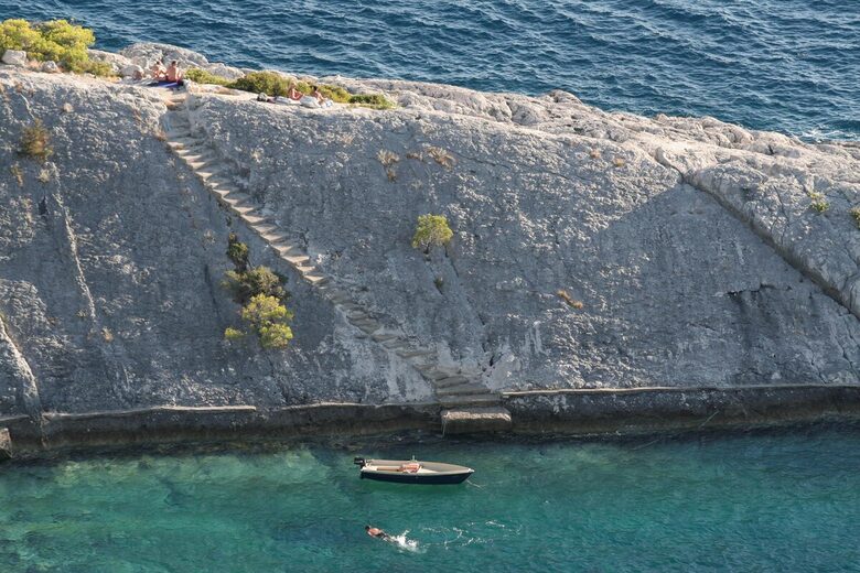 Lavender-Framed Luxury Villa with Panoramic Sea Views - Gromin Dolac, Jelsa, Croatia