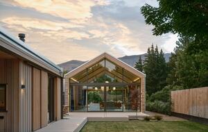 Award Winning Designed Wanaka Home - Wānaka, New Zealand