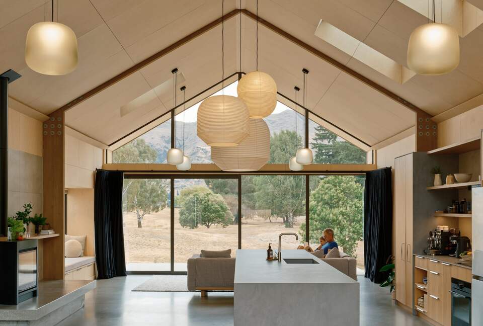 Award Winning Designed Wanaka Home - Wānaka, New Zealand