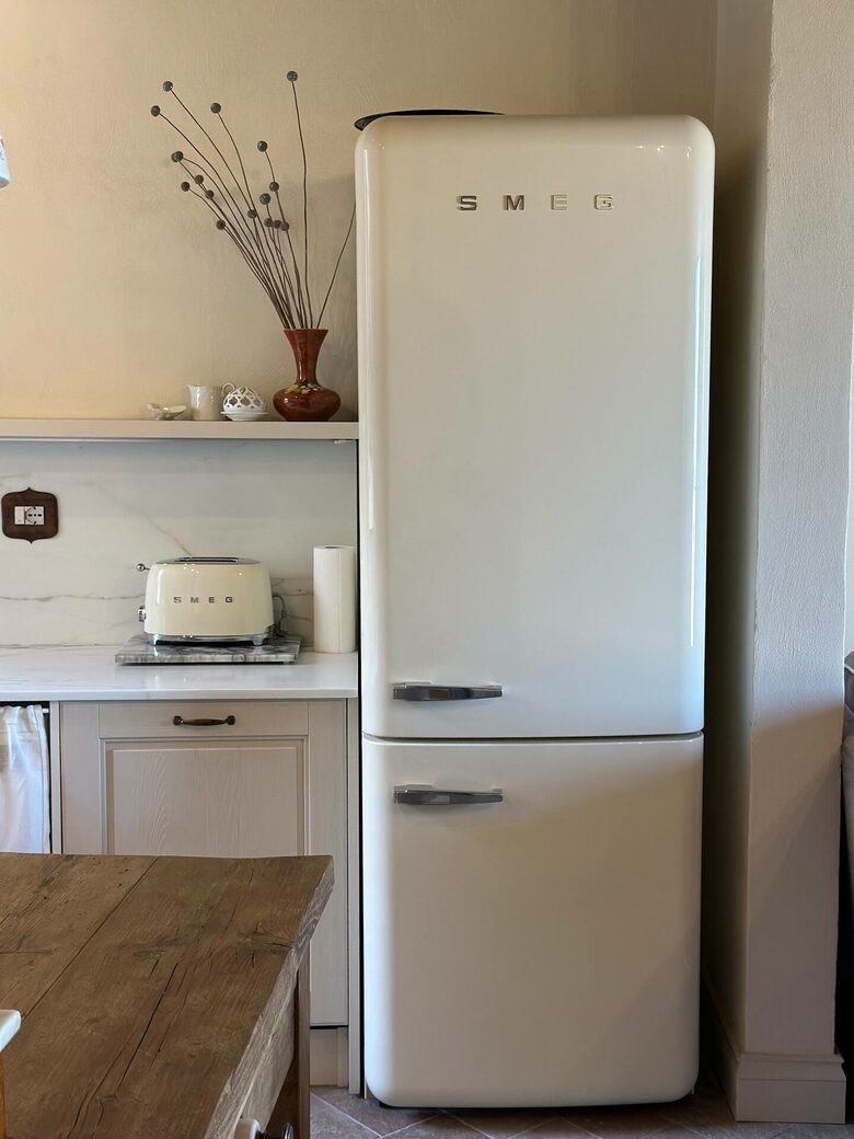 Snowy Owl | Two-bedroom Apartment - Todi, Italy