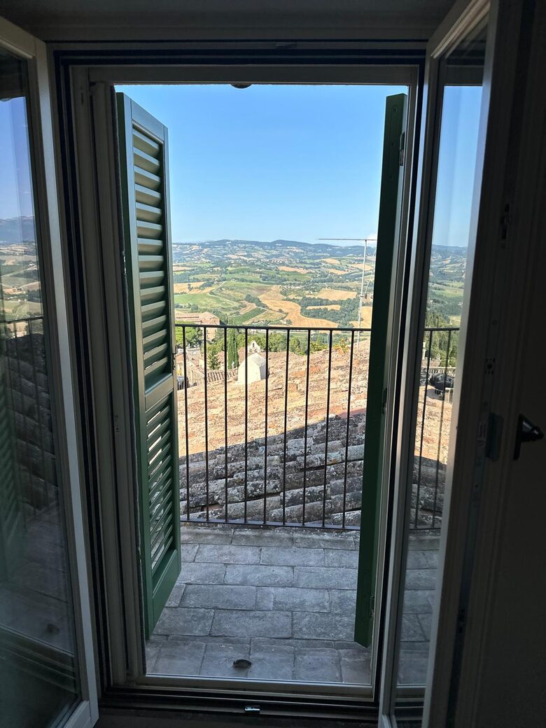 Barn Owl | One-bedroom Apartment - Todi, Italy