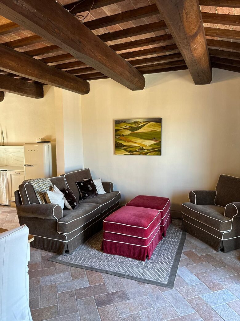 Barn Owl | One-bedroom Apartment - Todi, Italy